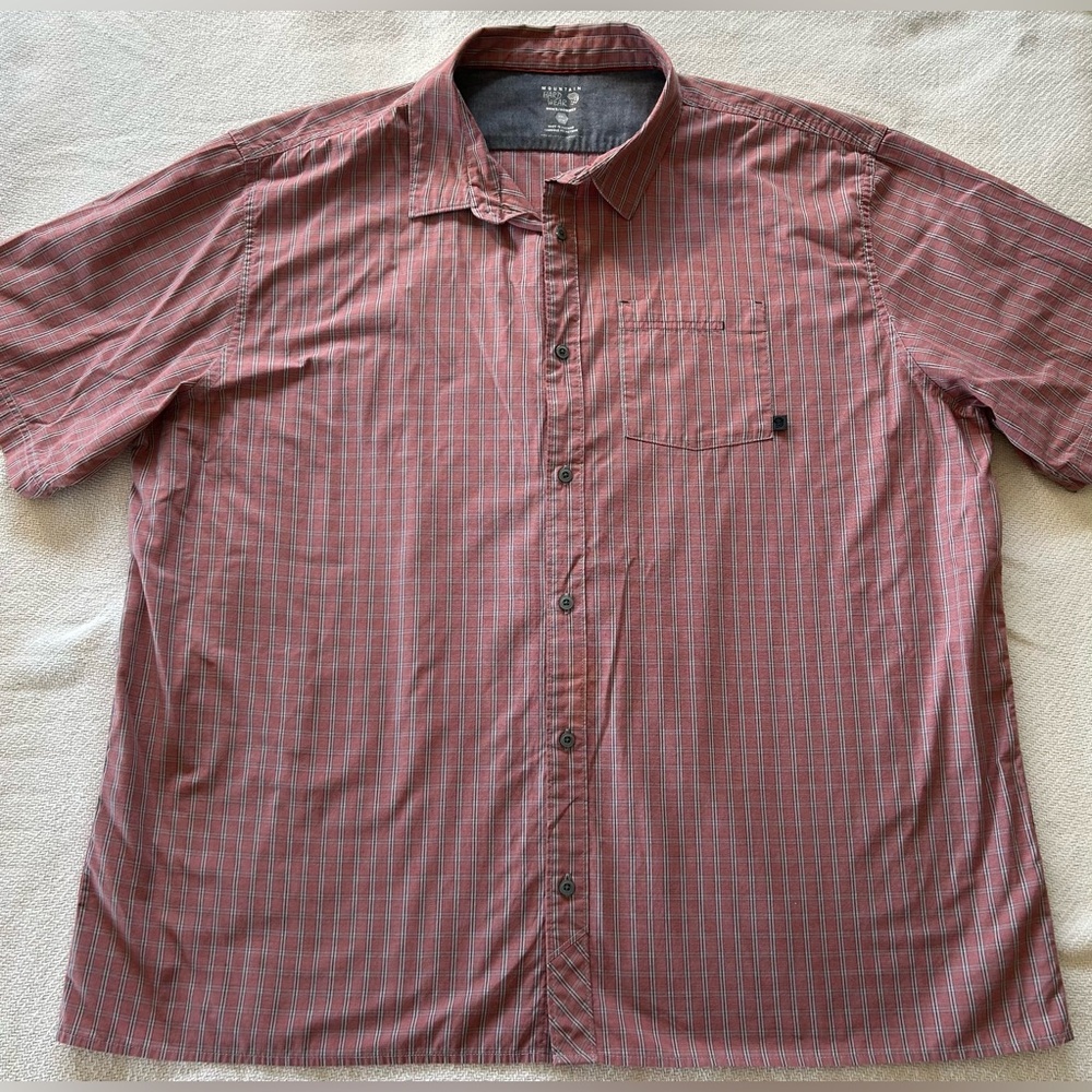 Mountain Hardware Grove Hide Out Short Sleeve Shirt